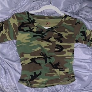 Camo crop